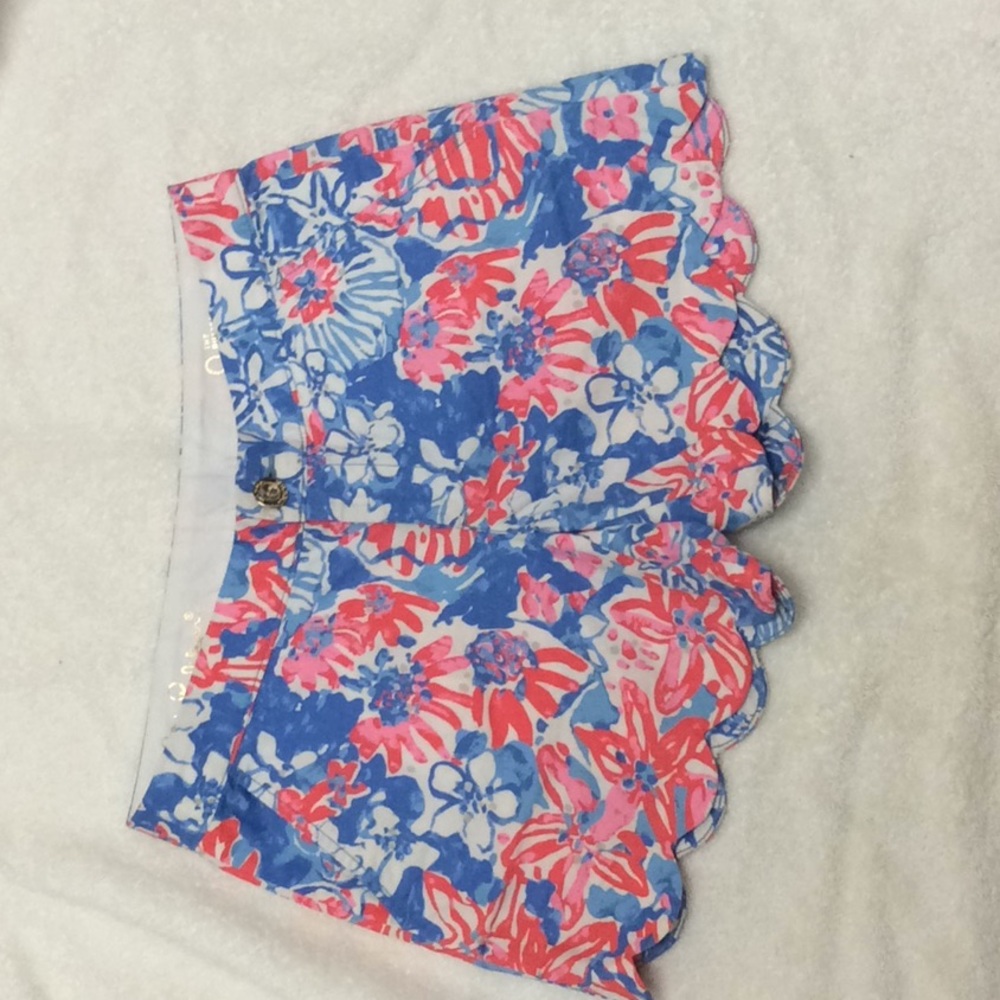 Lily Pulitzer buttercup short